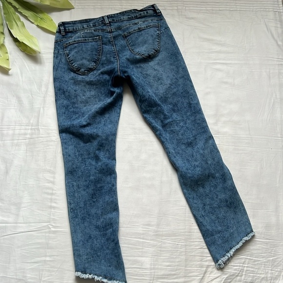 Revamped Denim Raw Hem Jeans - Picture 4 of 6